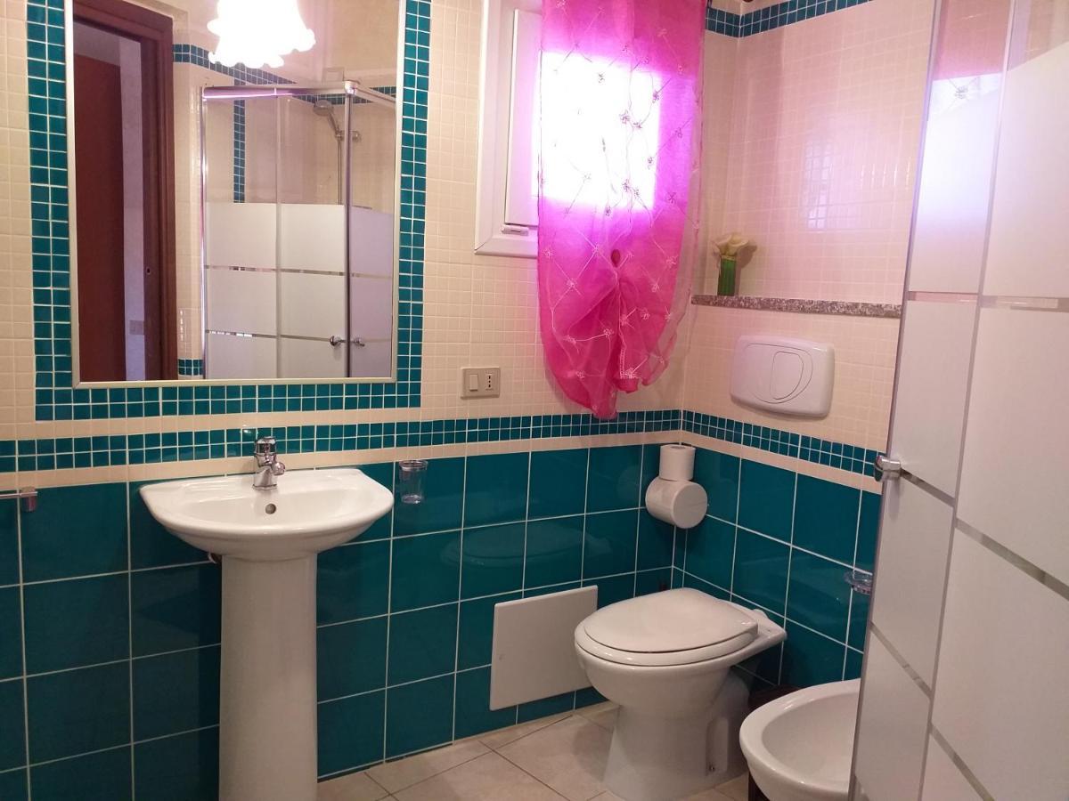B&B Il Girasole Sant'Anna Arresi Ngoại thất bức ảnh