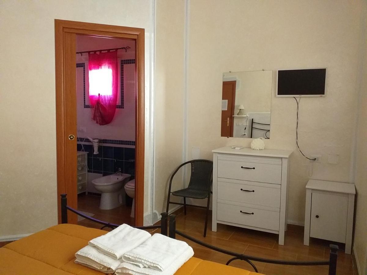 B&B Il Girasole Sant'Anna Arresi Ngoại thất bức ảnh