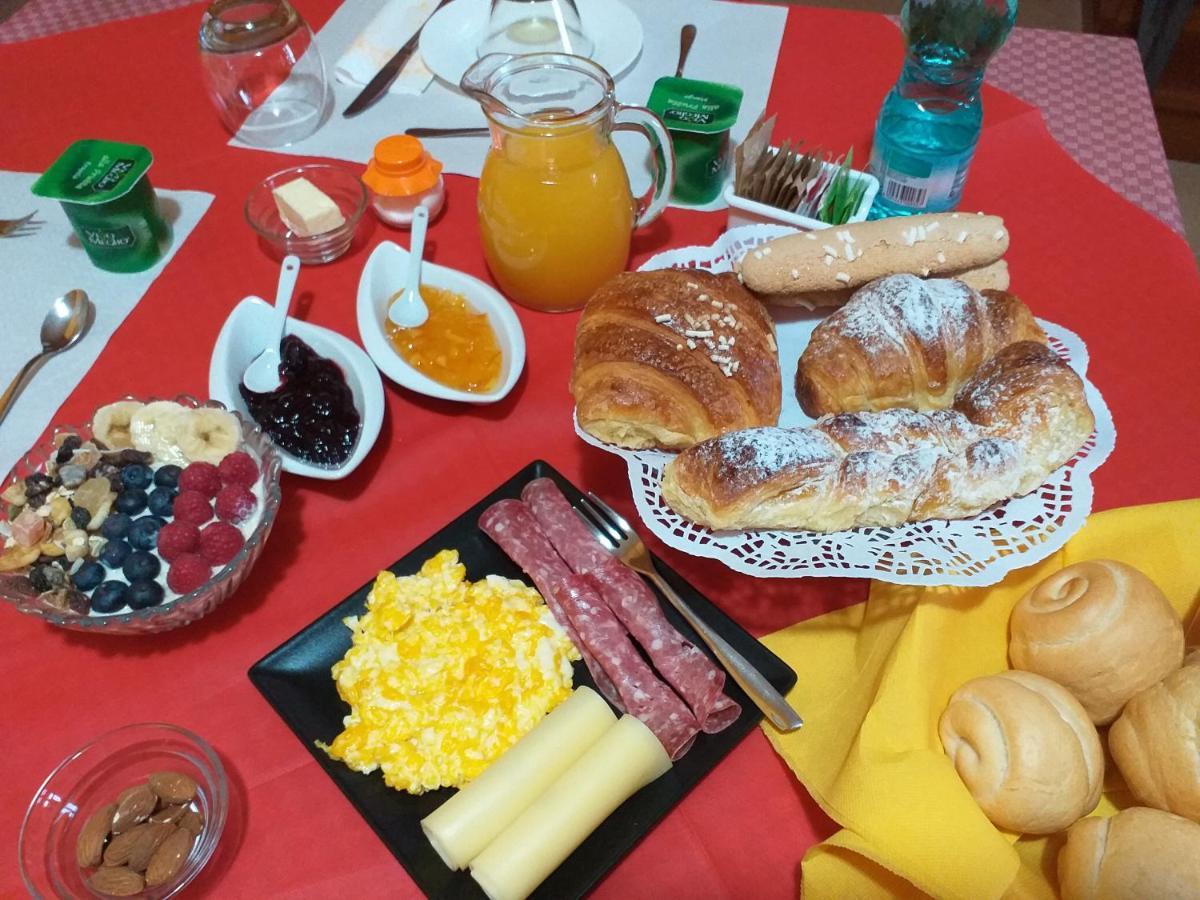 B&B Il Girasole Sant'Anna Arresi Ngoại thất bức ảnh