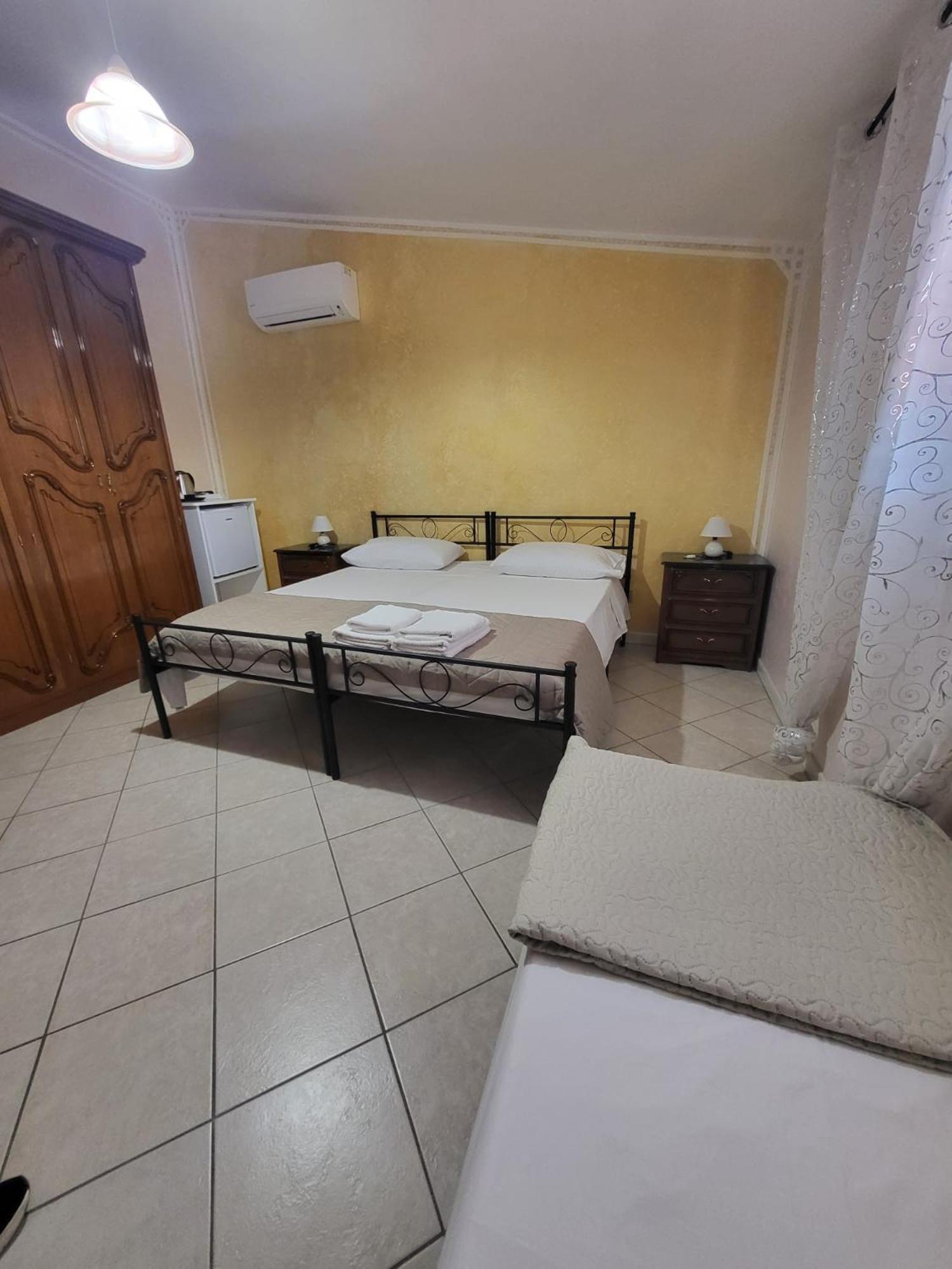 B&B Il Girasole Sant'Anna Arresi Ngoại thất bức ảnh